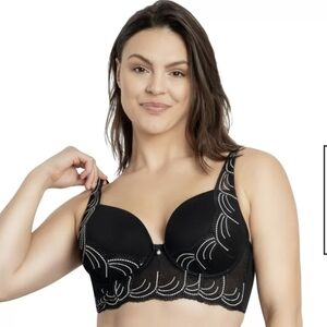 Chic Black Lace Underwire Bra 36GG NEW NWT